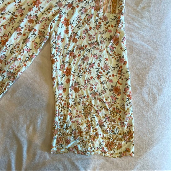 American Eagle Floral Jumpsuit - Picture 8 of 12